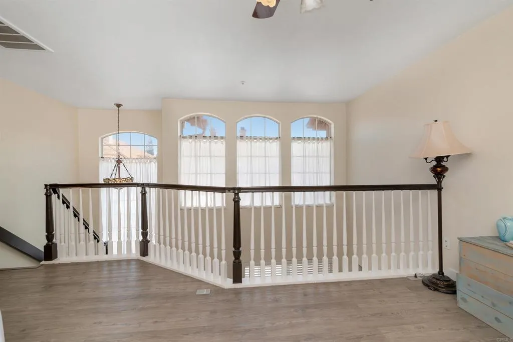 https://cdn.realtyfeed.com/cdn/127/306532107/7cbf4be11773dadf46a9eefc0d5d2eed.webp