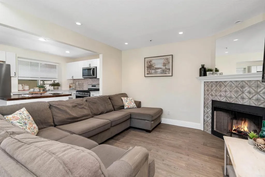 https://cdn.realtyfeed.com/cdn/127/306532107/e75dd8b17742a294f261d8328ac89777.webp
