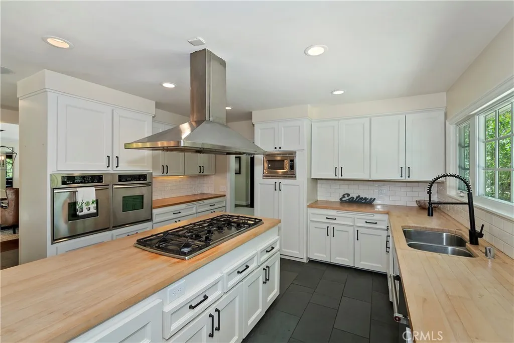 28411 North Shore Road, Lake Arrowhead, CA, 92352