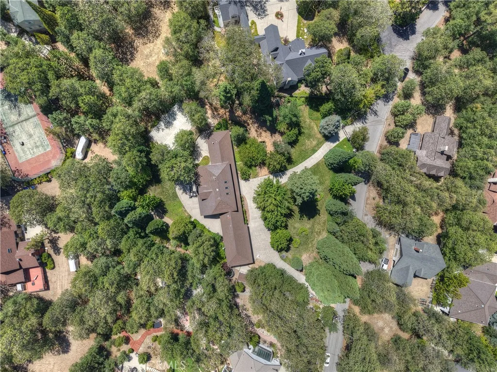 28411 North Shore Road, Lake Arrowhead, CA, 92352