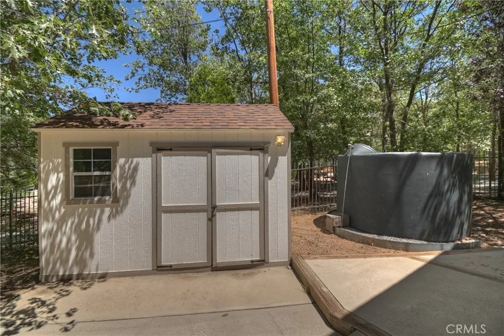 28411 North Shore Road, Lake Arrowhead, CA, 92352