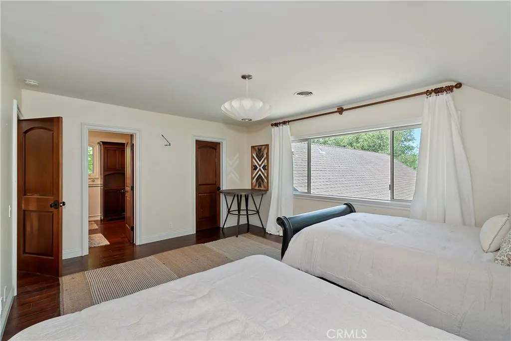 28411 North Shore Road, Lake Arrowhead, CA, 92352