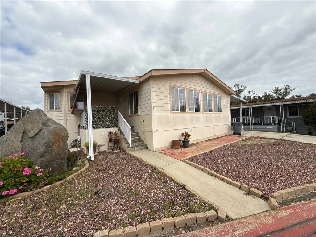 https://cdn.realtyfeed.com/cdn/127/306532224/1c99ac6f80accabf6ad0a1d3a5e7cc70.webp