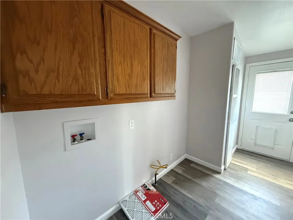 https://cdn.realtyfeed.com/cdn/127/306532224/45f96142f61c41d61d4f886a1b075da7.webp