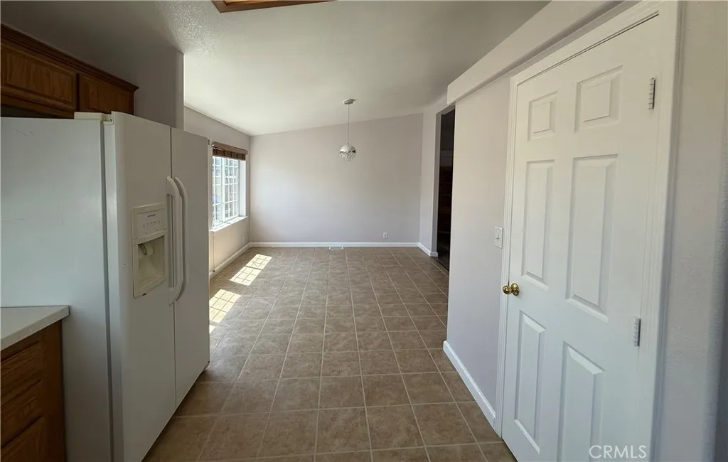 https://cdn.realtyfeed.com/cdn/127/306532224/49e75fd2566a15e7c41799720ee1acaf.webp
