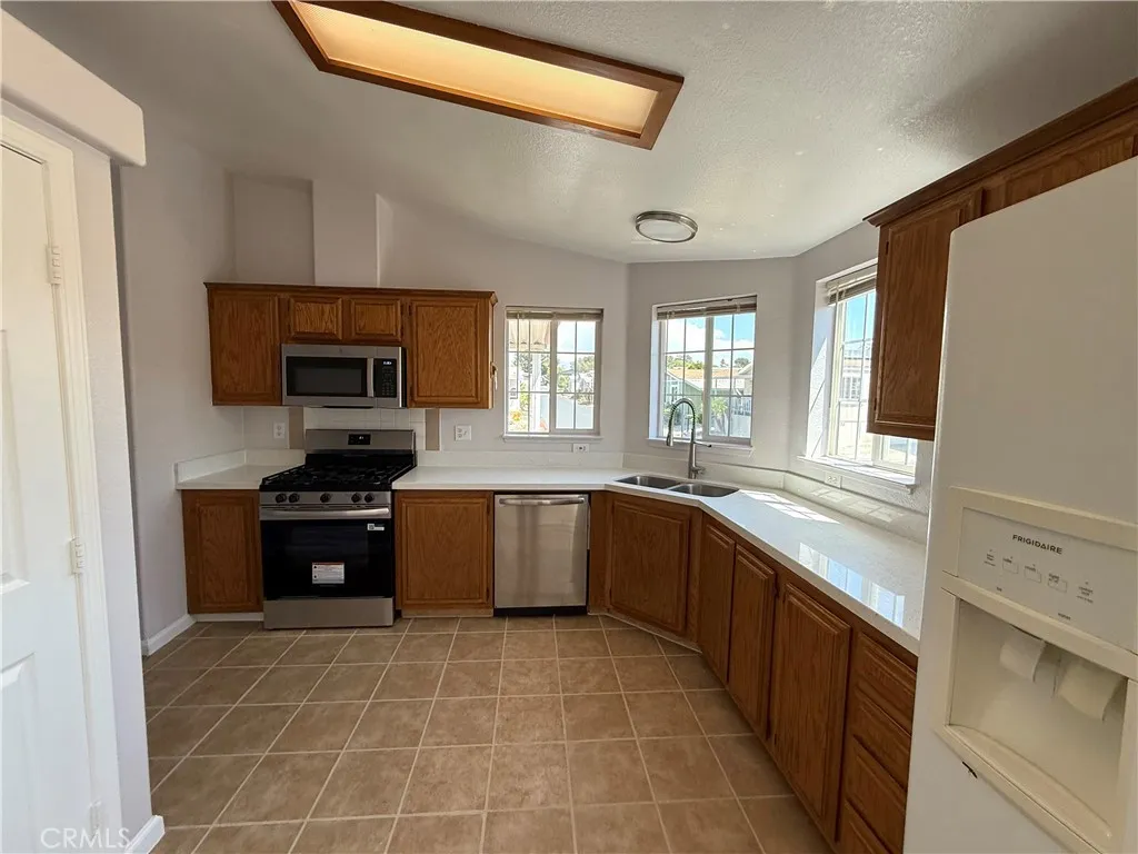https://cdn.realtyfeed.com/cdn/127/306532224/5616979d8938df542b3425f4e3a8b537.webp