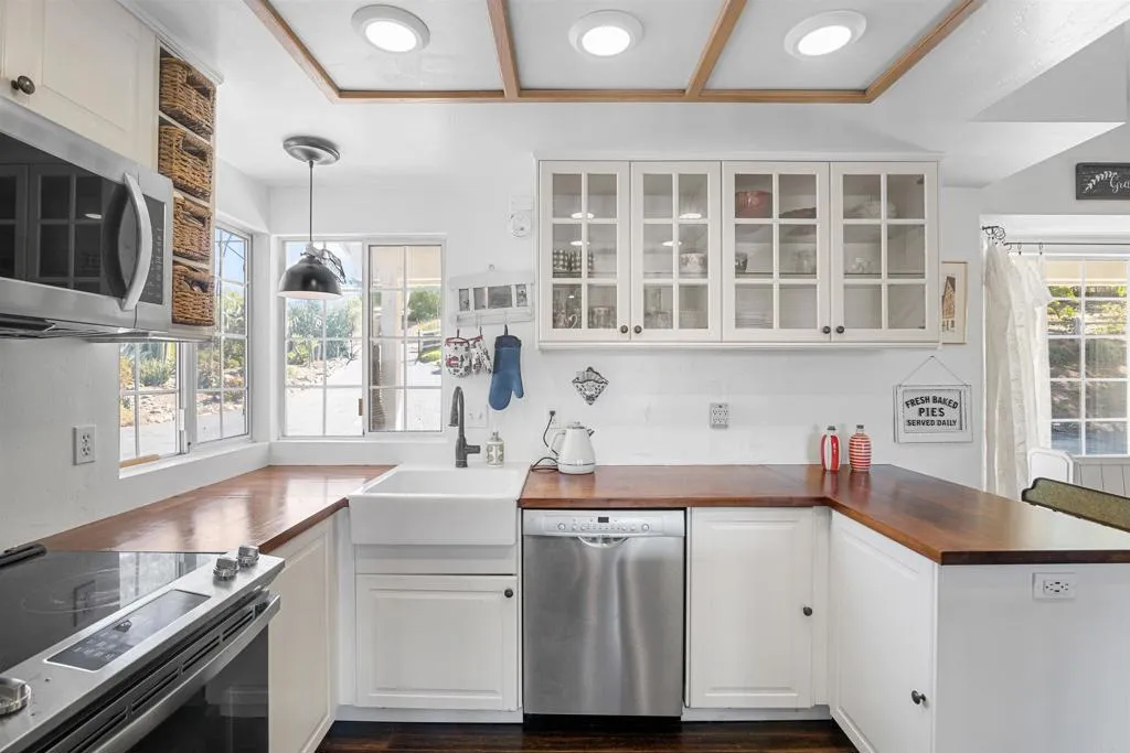 https://cdn.realtyfeed.com/cdn/127/306532225/47f3cc0a6d3a01062271a62e92405b3d.webp