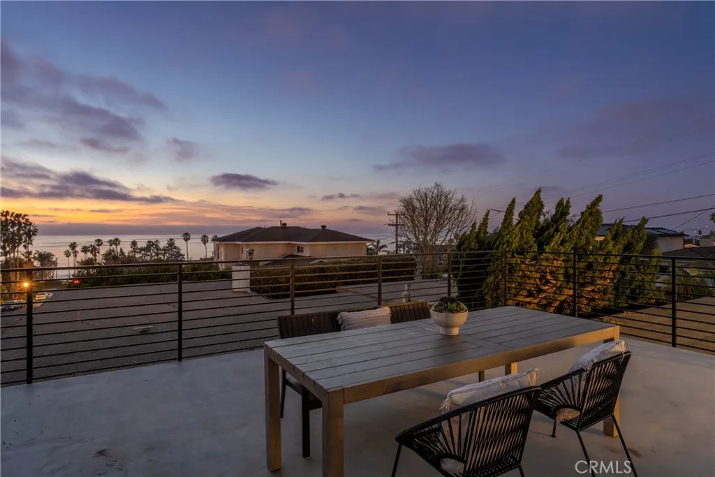 https://cdn.realtyfeed.com/cdn/127/306532247/a31114c2a09f873141ec42a05c795317.webp