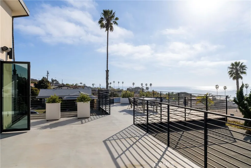 https://cdn.realtyfeed.com/cdn/127/306532247/bb3a94f33bd10bcb3647d4cf2c9524d3.webp