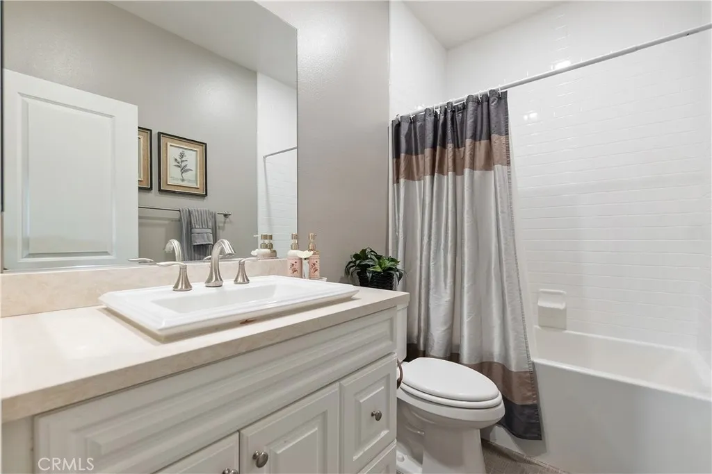 https://cdn.realtyfeed.com/cdn/127/306532255/6cb28743265c94ae82d12b02372f5731.webp