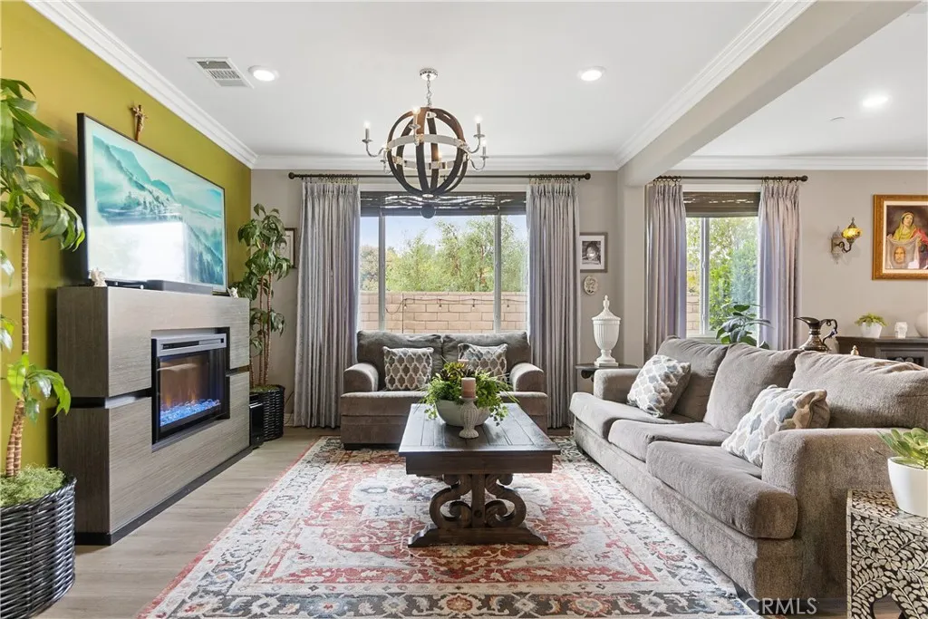 https://cdn.realtyfeed.com/cdn/127/306532255/b9a9c1535669218e81e66f41aac3e850.webp