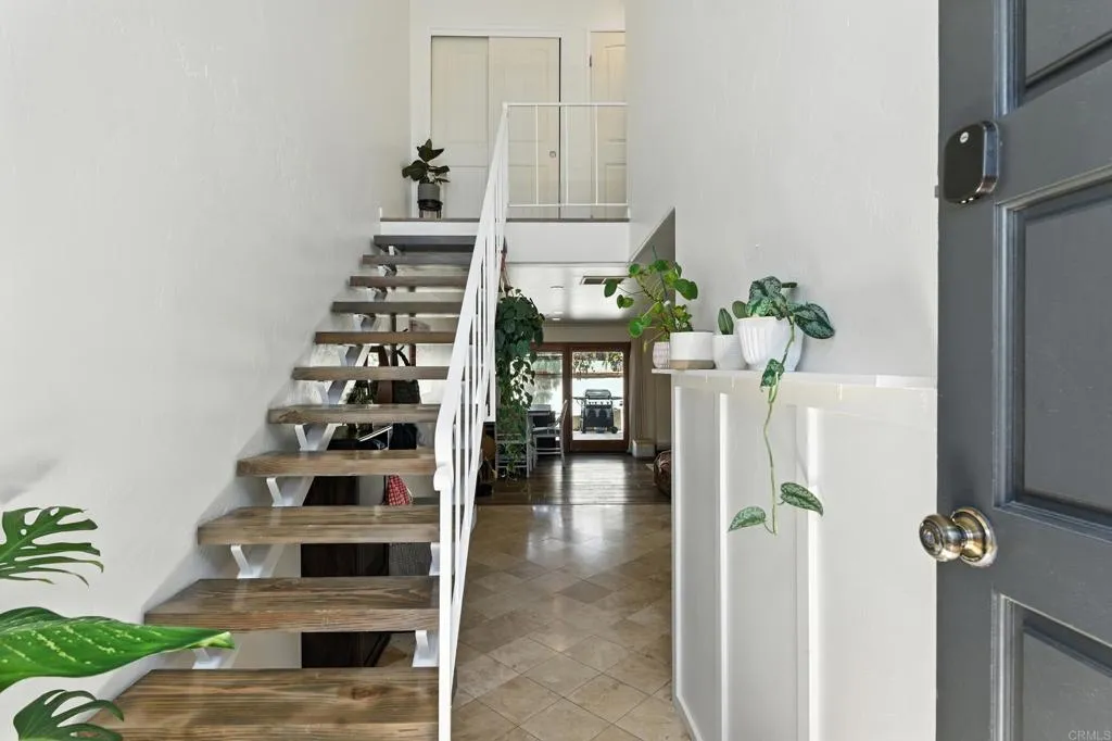 https://cdn.realtyfeed.com/cdn/127/306532280/c75b87c3466e98e02e96be8a66d2f02e.webp