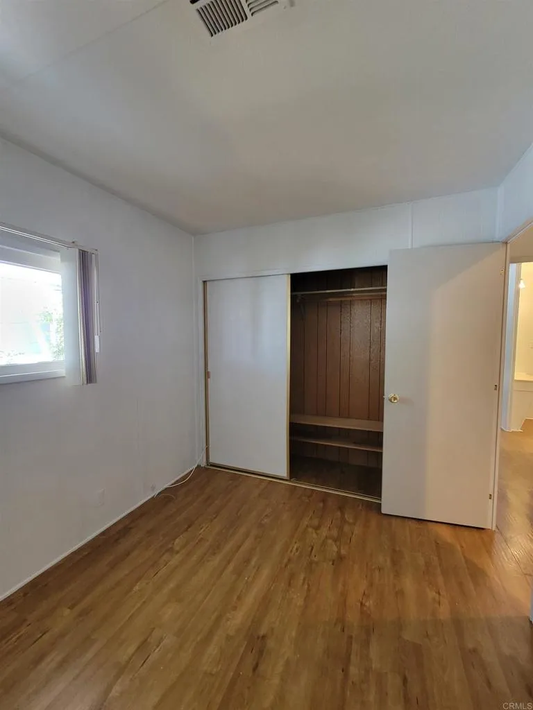 https://cdn.realtyfeed.com/cdn/127/306532357/2f9b11722e9b1565cdffc0a382881a4a.webp