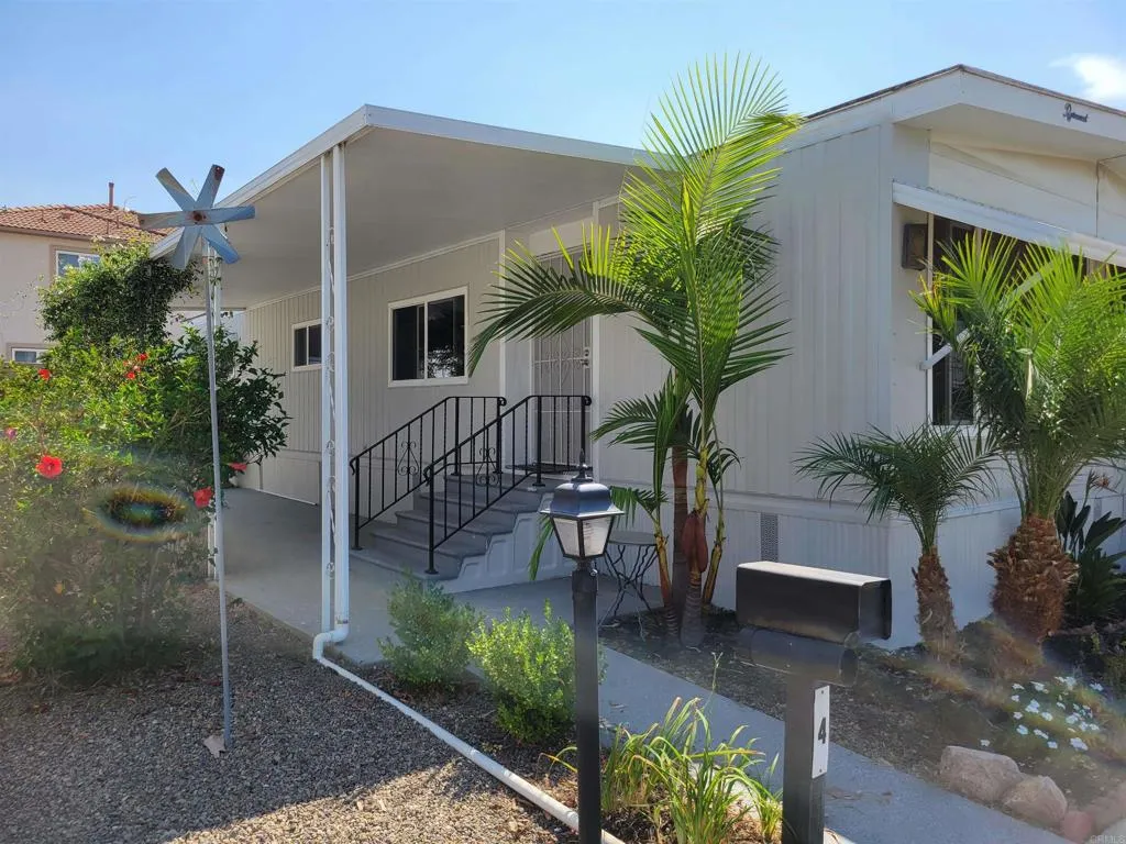https://cdn.realtyfeed.com/cdn/127/306532357/a9e71c70fee502a53e59b2d3a7863539.webp
