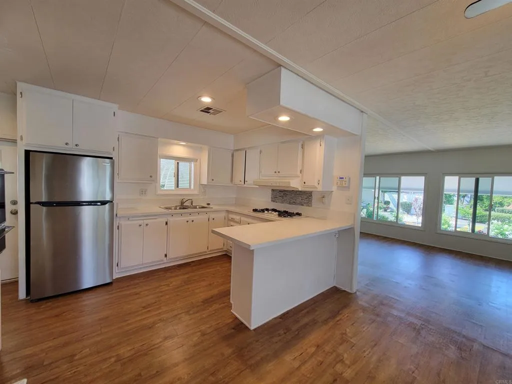 https://cdn.realtyfeed.com/cdn/127/306532357/d6ab535a0679914a329bef84c8393b57.webp