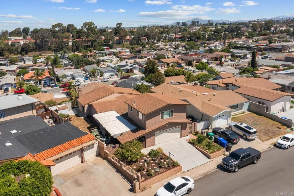 https://cdn.realtyfeed.com/cdn/127/306532364/0d9ea1d03ecfcc4b01530bb45c3d62fb.webp