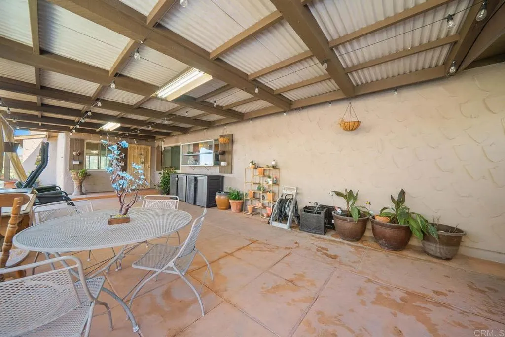 https://cdn.realtyfeed.com/cdn/127/306532364/14489deeea6184e2dc8afddb2ba53b9d.webp