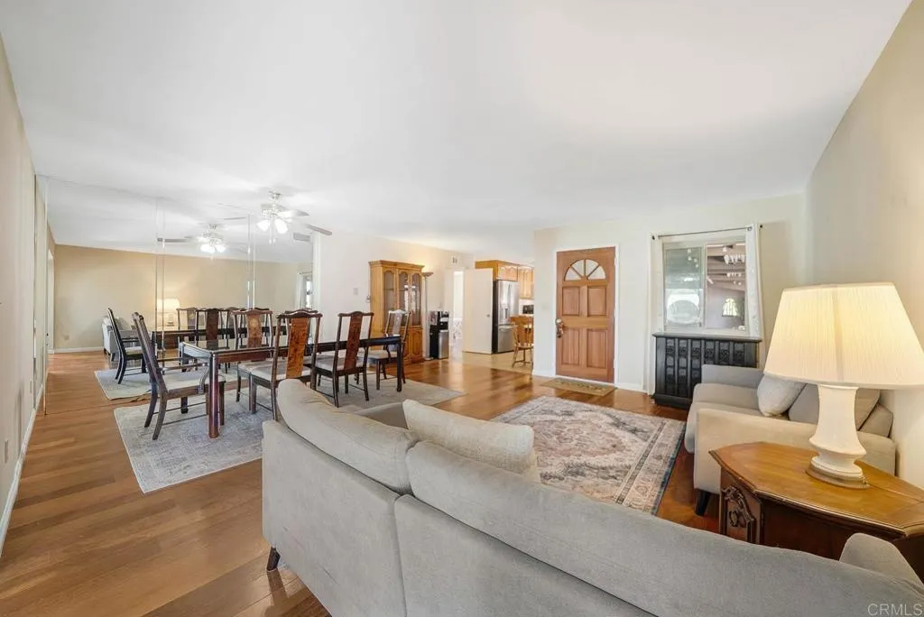 https://cdn.realtyfeed.com/cdn/127/306532364/5221ad44bc4dcb91db814baceb7bf67e.webp
