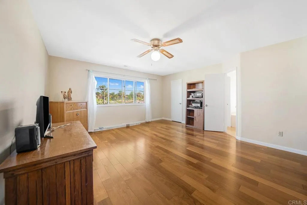 https://cdn.realtyfeed.com/cdn/127/306532364/553537c226b5e7c62118ce2b4c13be0d.webp