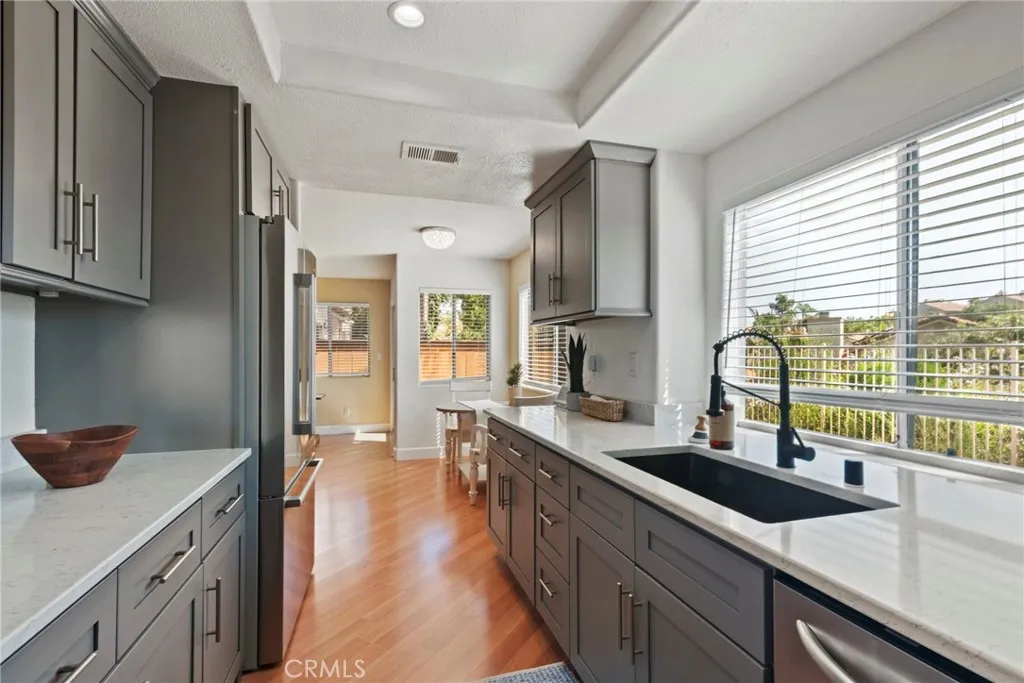 https://cdn.realtyfeed.com/cdn/127/306532430/64e0ba2aa31dd82bbf641aa00aeffdcd.webp