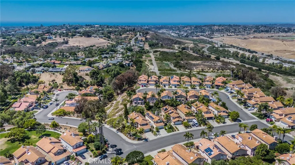 https://cdn.realtyfeed.com/cdn/127/306532430/b267735997fc36fe5bf78e755c55c709.webp