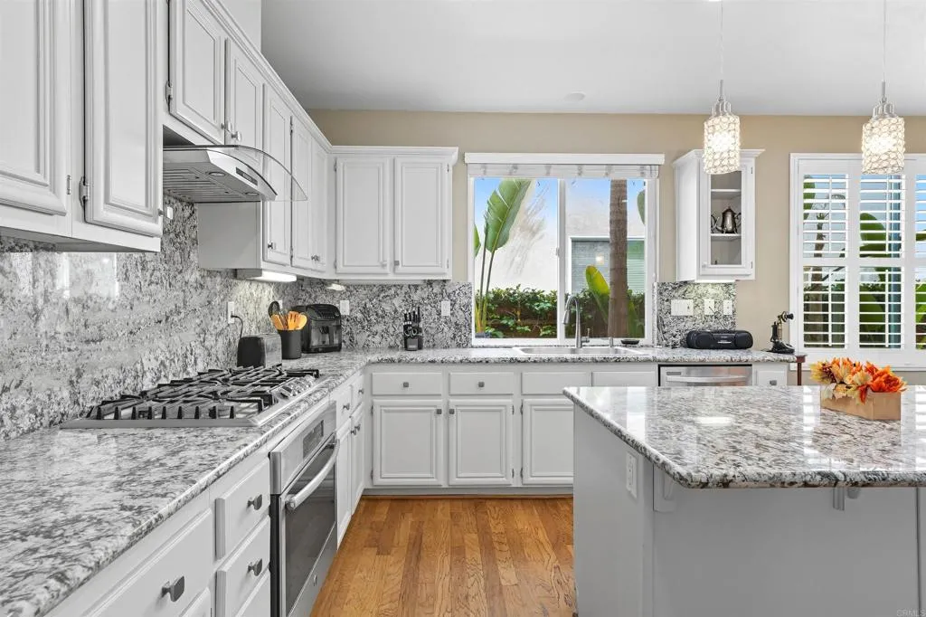 Photo #12: PTP2506652 Listing: Photo #12