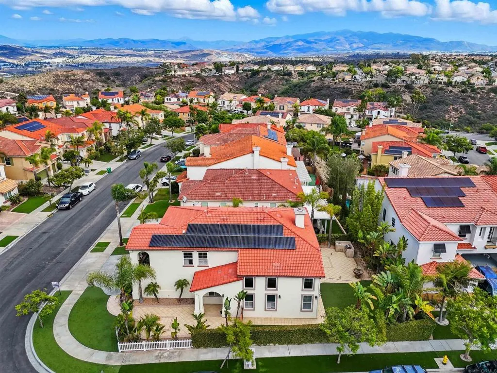 https://cdn.realtyfeed.com/cdn/127/306532446/966aa7a662a76cf38c731a4576f1aa88.webp