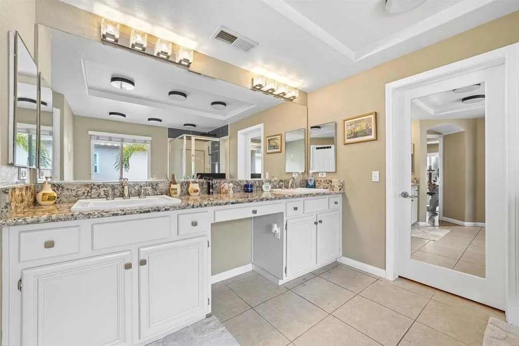 https://cdn.realtyfeed.com/cdn/127/306532446/c7f228c98d847376135126534ef9673b.webp
