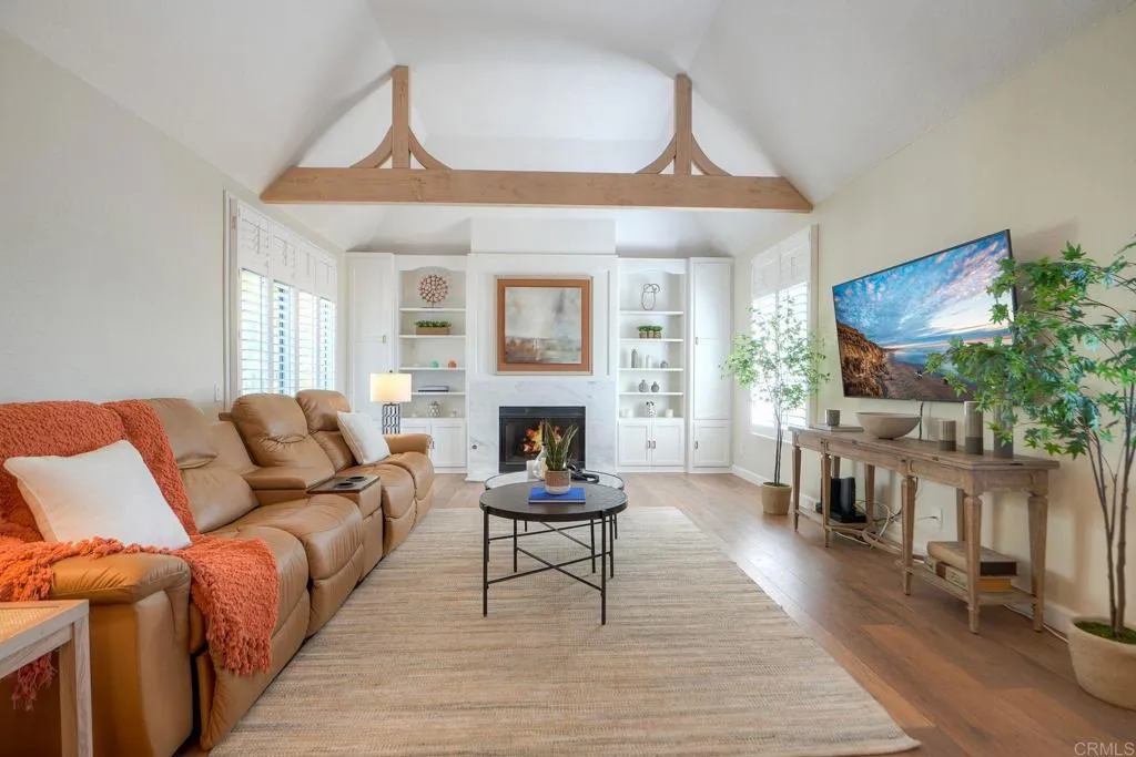 https://cdn.realtyfeed.com/cdn/127/306532473/2542604f29b4a323ab3c48f350fe8e59.webp