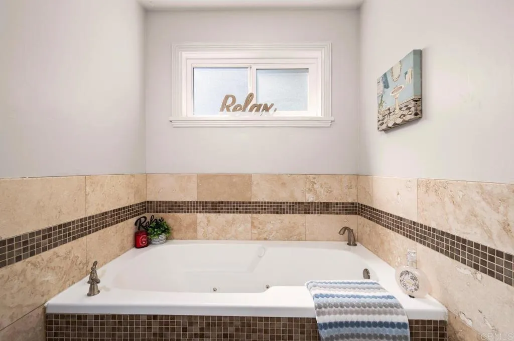 https://cdn.realtyfeed.com/cdn/127/306532516/13d55bc1c621bae059b03855106f4afb.webp