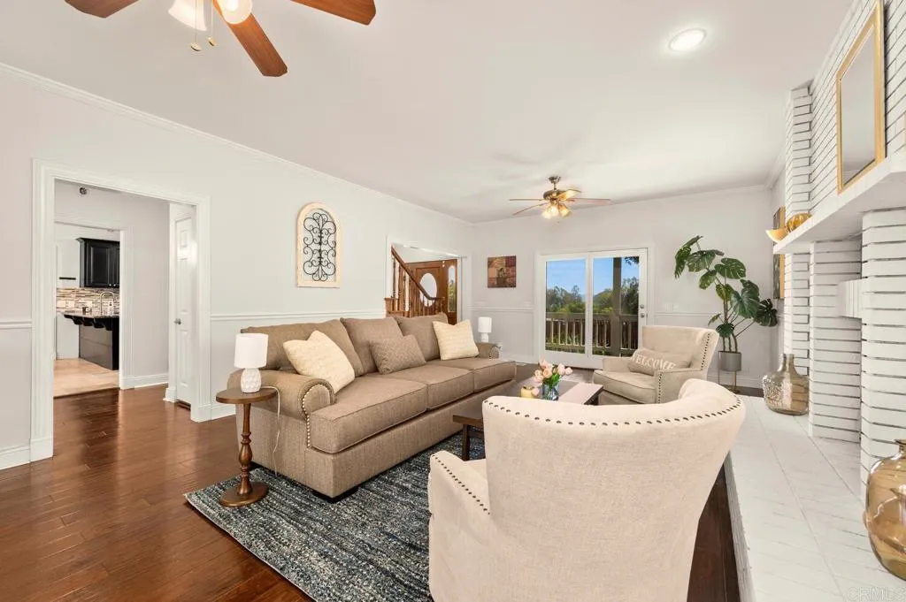 https://cdn.realtyfeed.com/cdn/127/306532516/3f093582392180426ec11dc3b675ba7a.webp