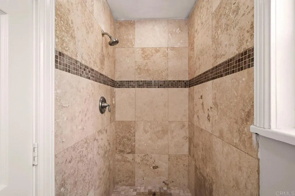 https://cdn.realtyfeed.com/cdn/127/306532516/93817114b9f083721ff33ec64d860965.webp