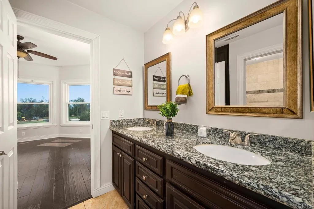 https://cdn.realtyfeed.com/cdn/127/306532516/f534582dbba8b4690b97f66955ec97fc.webp