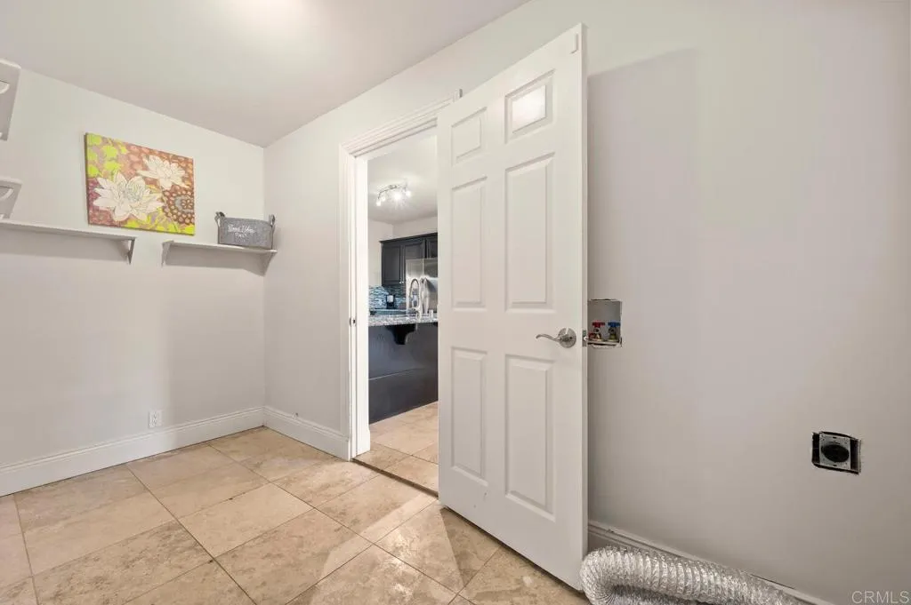https://cdn.realtyfeed.com/cdn/127/306532516/fddc292d22e9cd2498c049cbc262a2c5.webp