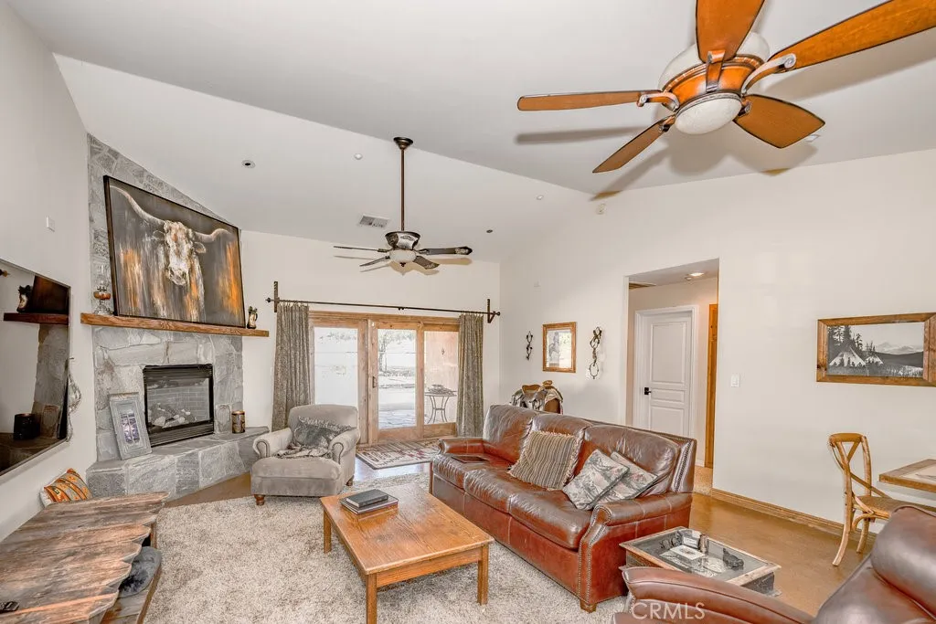 34554 Koontz Road, Agua Dulce, CA 91390 - Photo 3 of 33, Agua Dulce, CA