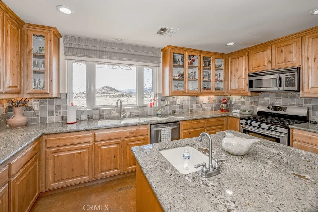 34554 Koontz Road, Agua Dulce, CA 91390 - Photo 2 of 33, Agua Dulce, CA