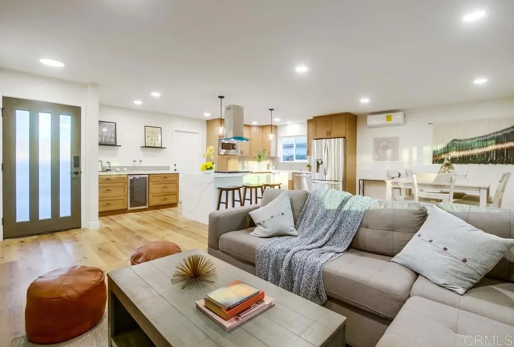 https://cdn.realtyfeed.com/cdn/127/306532549/7b9fead9e6ce8b18a249b22b9d48271f.webp