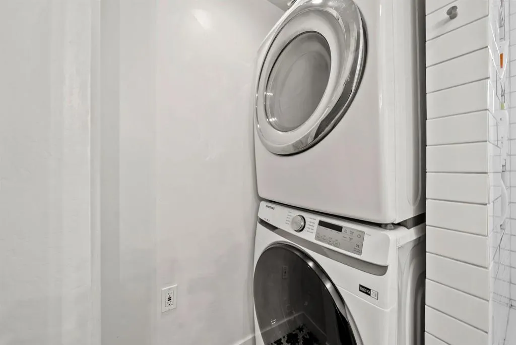 https://cdn.realtyfeed.com/cdn/127/306532551/3503b66e76c8cb2d437c0eede3ba534f.webp