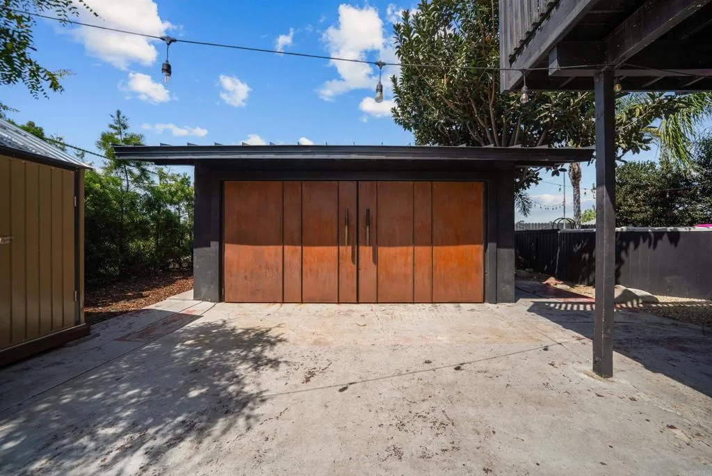 https://cdn.realtyfeed.com/cdn/127/306532551/90a1288413333bd44147294d889a673e.webp