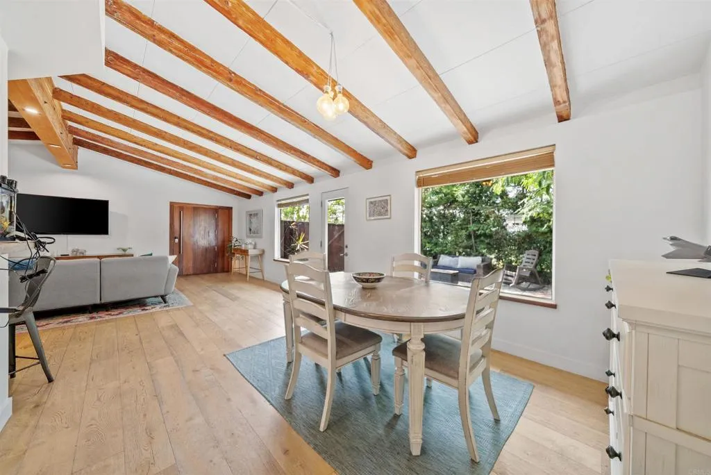 https://cdn.realtyfeed.com/cdn/127/306532551/e479b549837aa6386a31be18313be135.webp