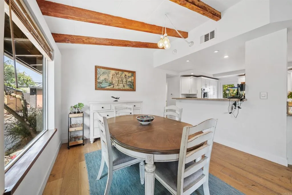 https://cdn.realtyfeed.com/cdn/127/306532551/fed3c1579803e79b477fdc21a6cfc979.webp
