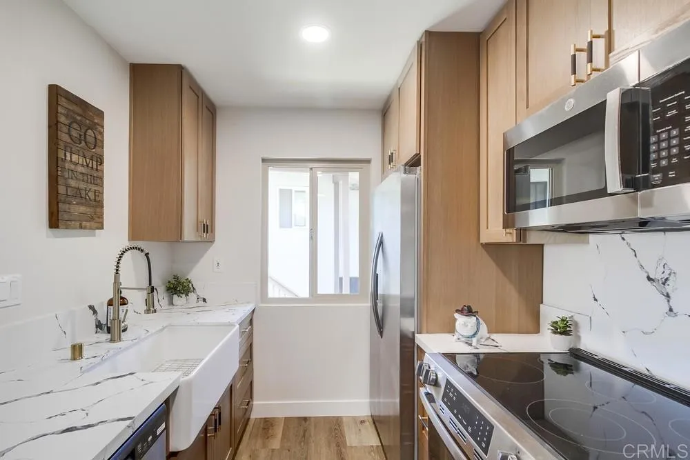 https://cdn.realtyfeed.com/cdn/127/306532560/18ea860fe860ce2f3d63382b34f82d03.webp