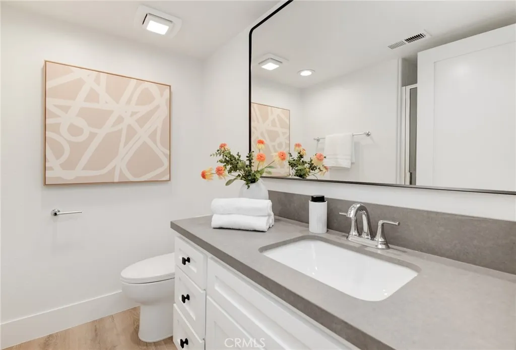 Photo #16: OC25195934 Listing: Photo #16