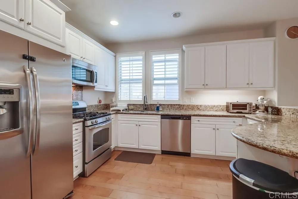 Photo #3: PTP2506660 Listing 