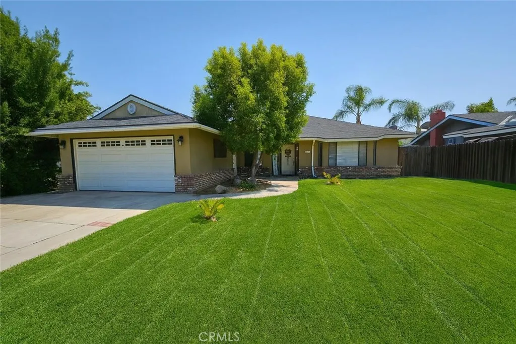 Fresno, CA 93727
