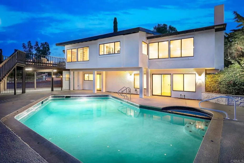 https://cdn.realtyfeed.com/cdn/127/306532638/ea7433a2b7864ff0049419f55295a185.webp