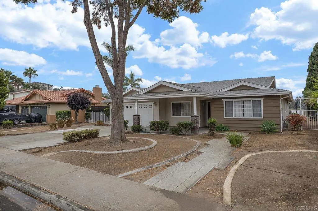 https://cdn.realtyfeed.com/cdn/127/306532675/7411afc1bb69d3da82e3a52dbaa6e8e0.webp
