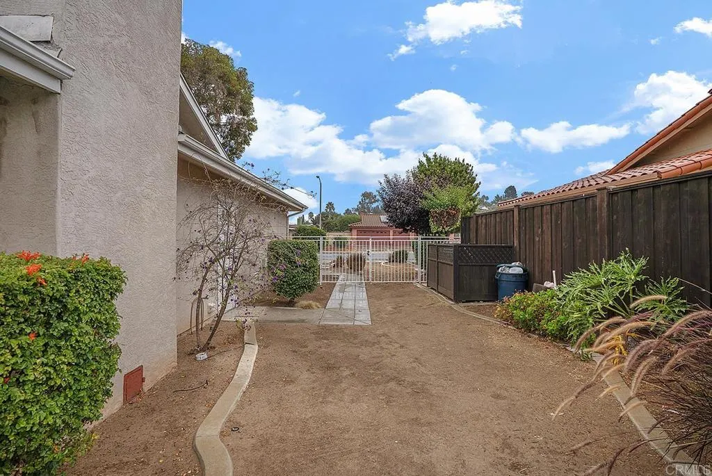 https://cdn.realtyfeed.com/cdn/127/306532675/bd78c446a8971b15b53f8b2ff8c75125.webp
