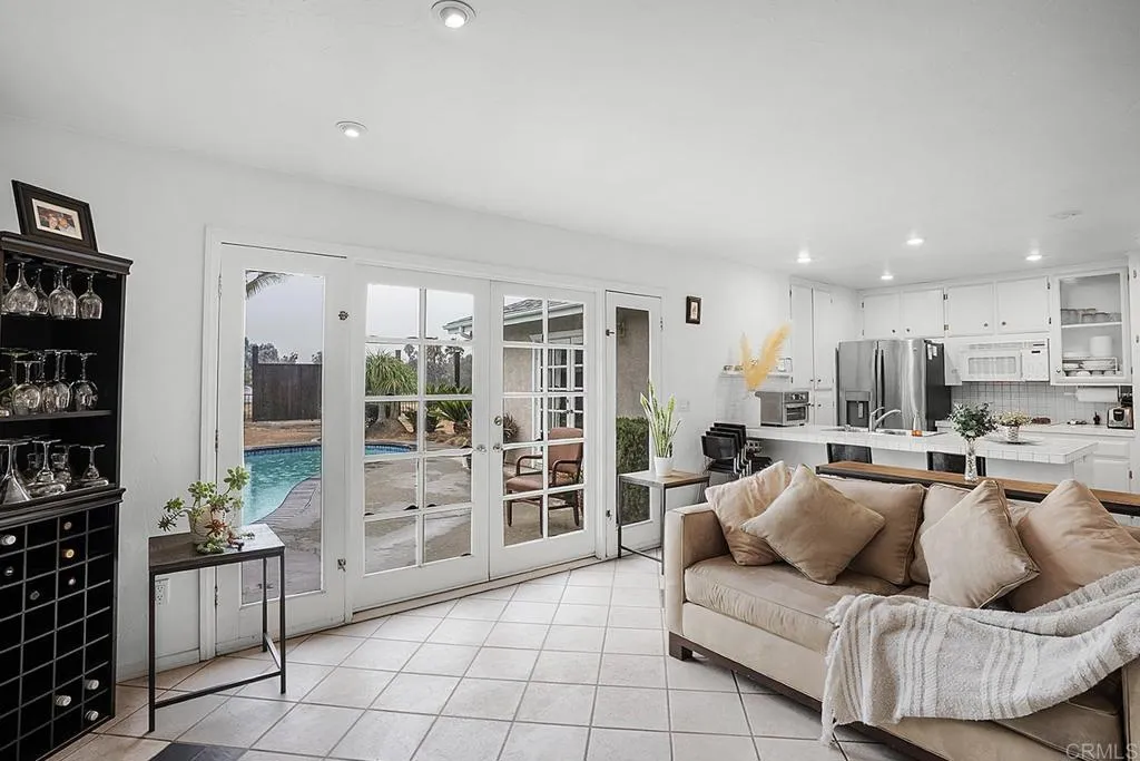 https://cdn.realtyfeed.com/cdn/127/306532675/bf351f2a3a852dcb03a8f3c10641dfeb.webp