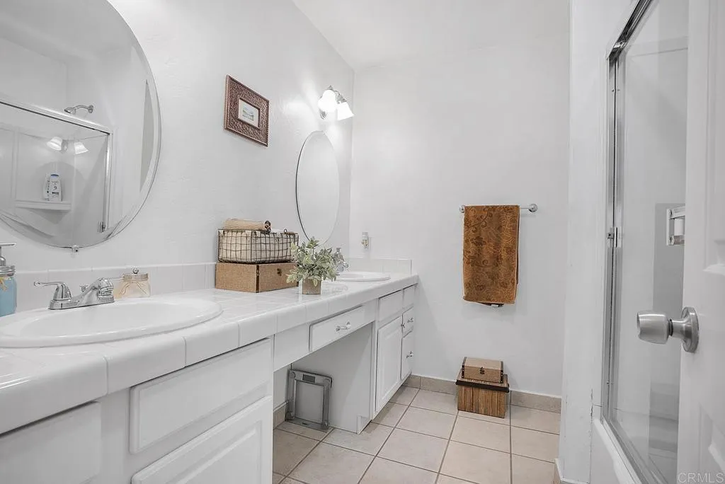 https://cdn.realtyfeed.com/cdn/127/306532675/cbac2c7c0e4269f527f8aa692a446e31.webp